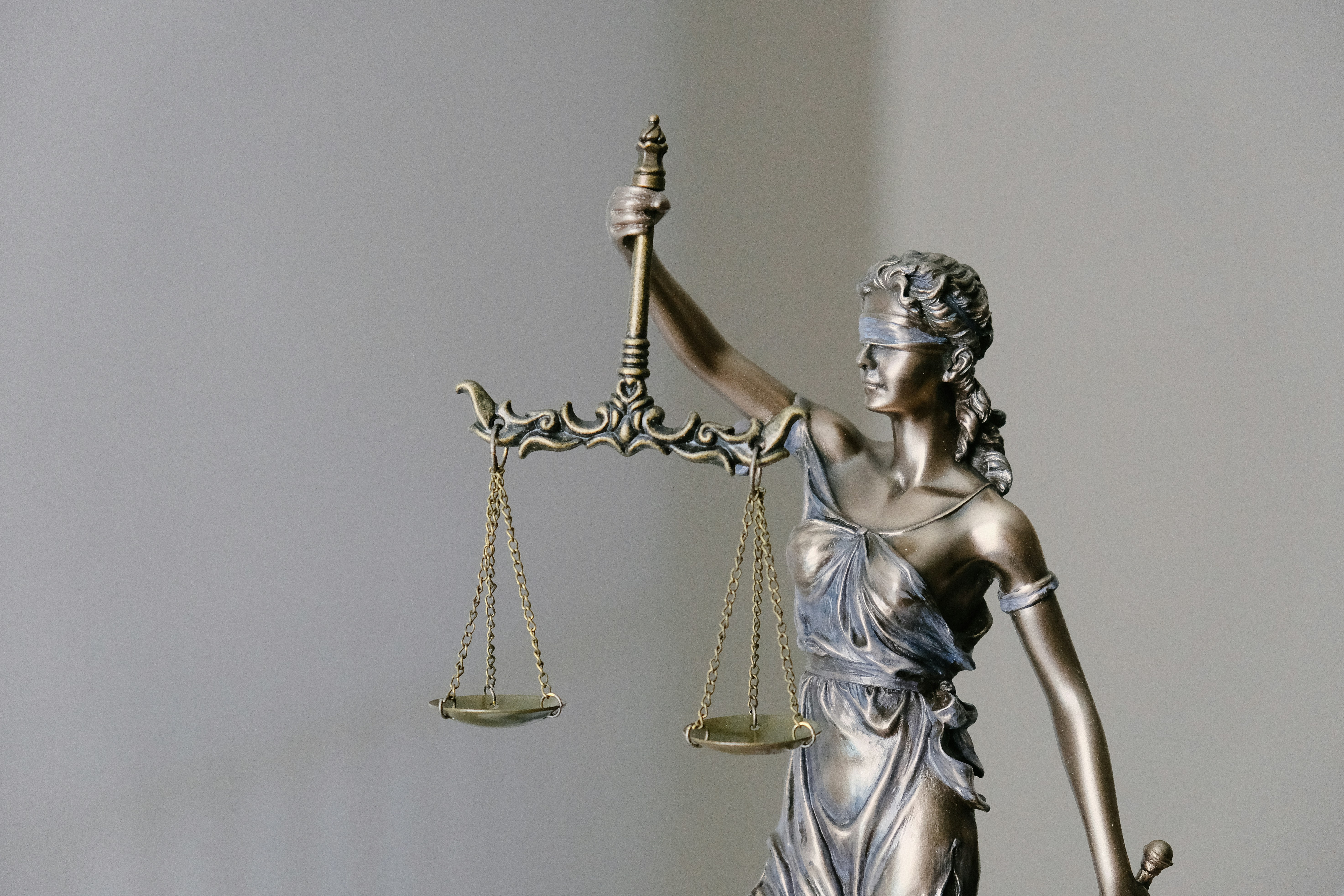 Corporate compliance and legal books